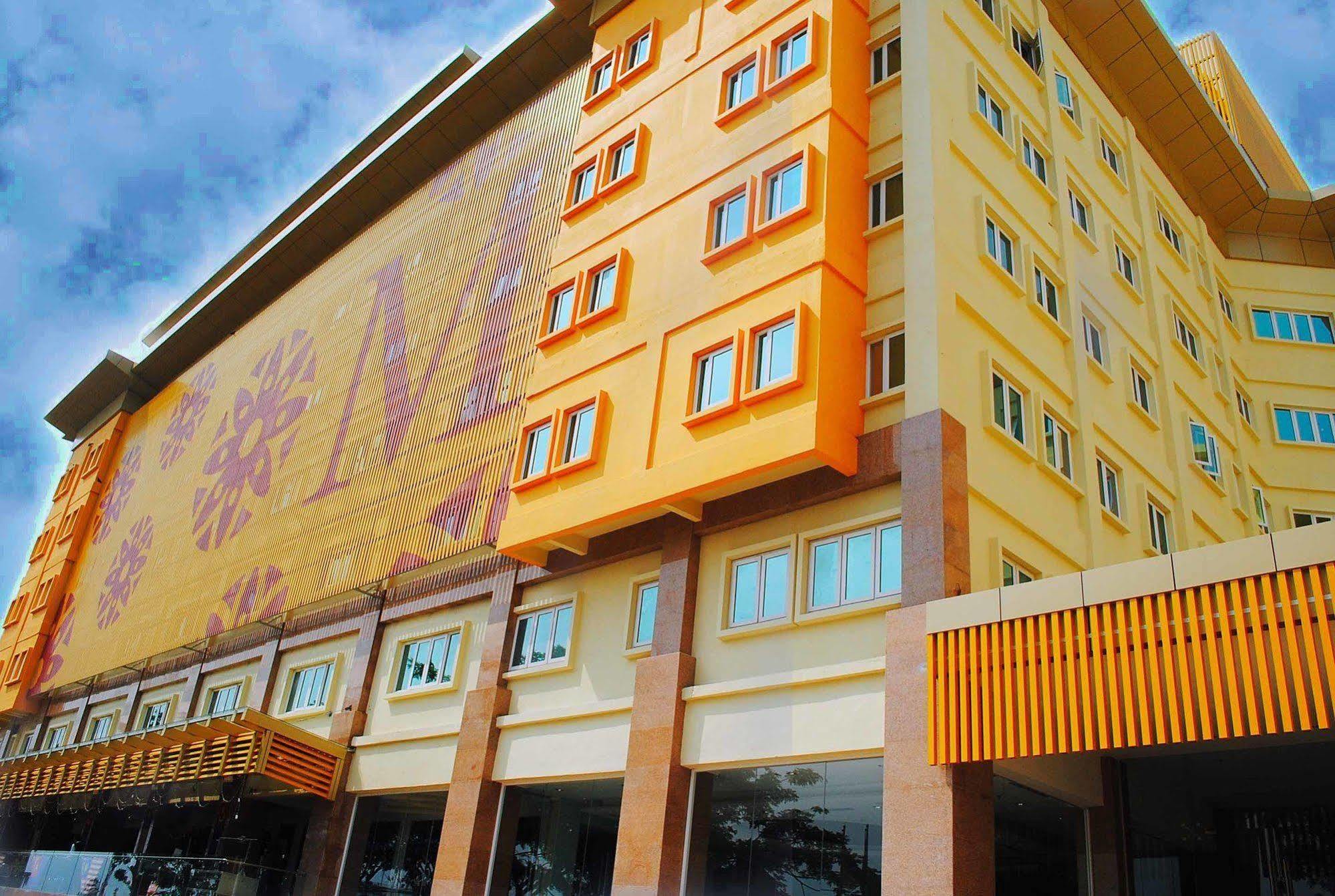 新山 The Avenue M酒店 外观 照片